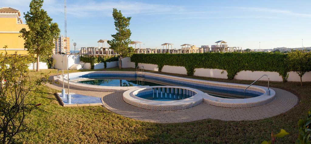 Merecido Descanso Sun Beach Torrevieja Eksteriør billede